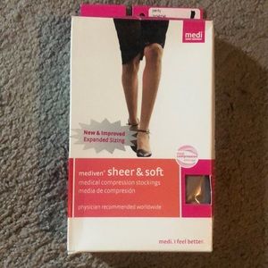 Medi medical compression stockings natural open toe 20-30 VI full panty 39606